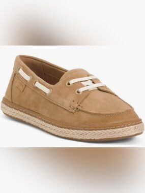 NWOT Vionic Tan Suede Bay Loafer Boat Shoe. Ladies 7.5
